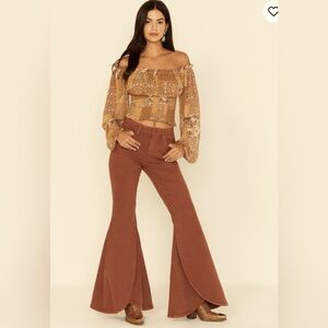 Shyanne Women's High Rise Tulip Hem Super Flare Jeans in Chestnut